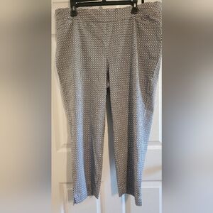 Straight-Leg Printed Women's Pants in Black & White